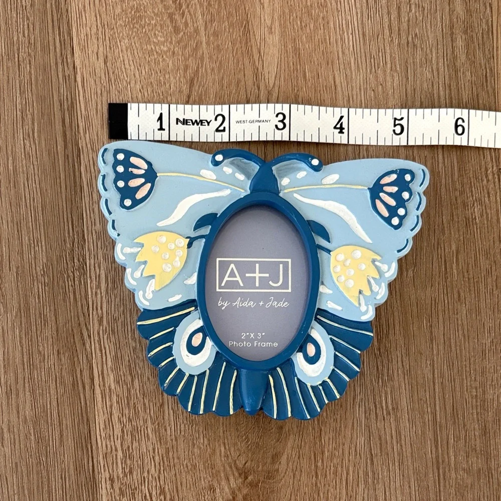 Butterfly Frame - Picture 10 of 10